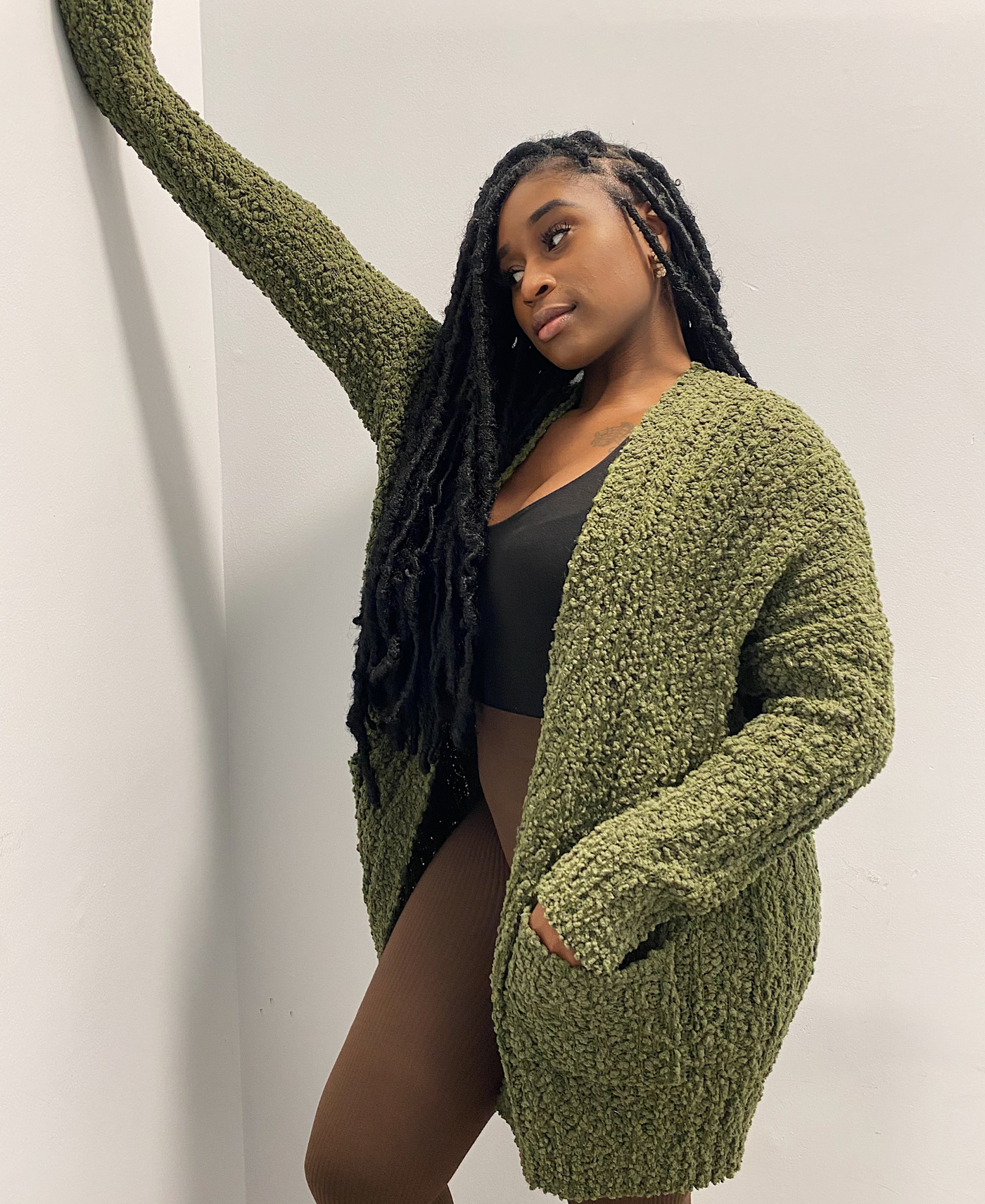 Olive green knit cardigan outlet